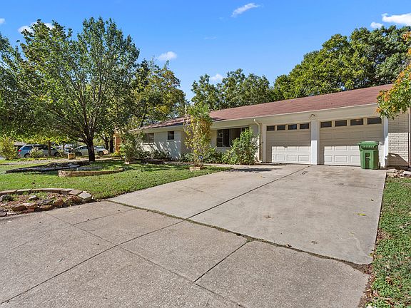 2nd image of 3745 N Hills Dr