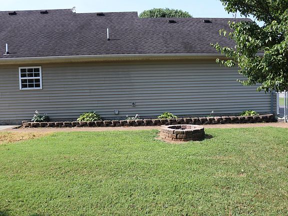 4th image of 130 Ziffell Dr