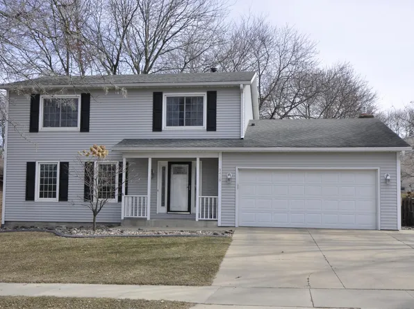3418 Chalet Dr NW, Rochester, MN 55901