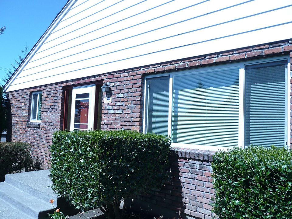One level unit at County Club Estates