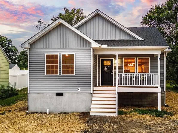 2149 Cortland St, Waynesboro, VA 22980