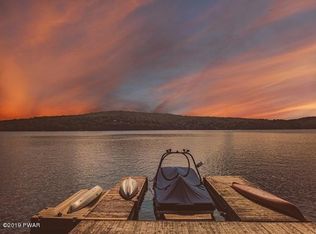 13 Knollwood Rd, Lake Ariel, PA 18436