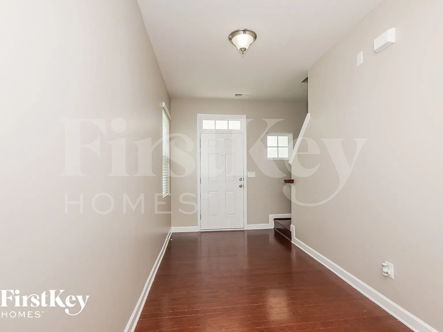 3 bed, 2.5 bath, 2136 sqft, $2,370 — Photo 3