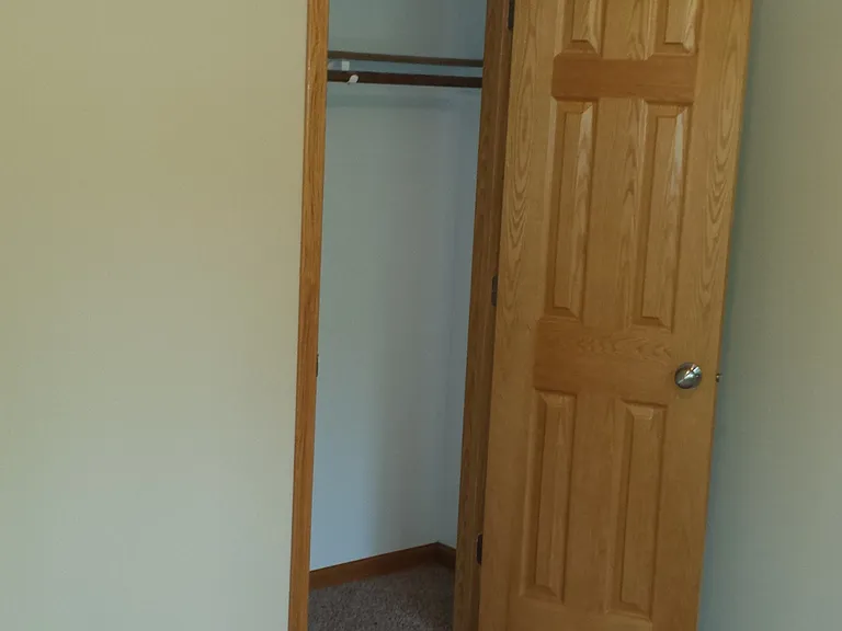 5121 W Leighton Ave — Photo 8