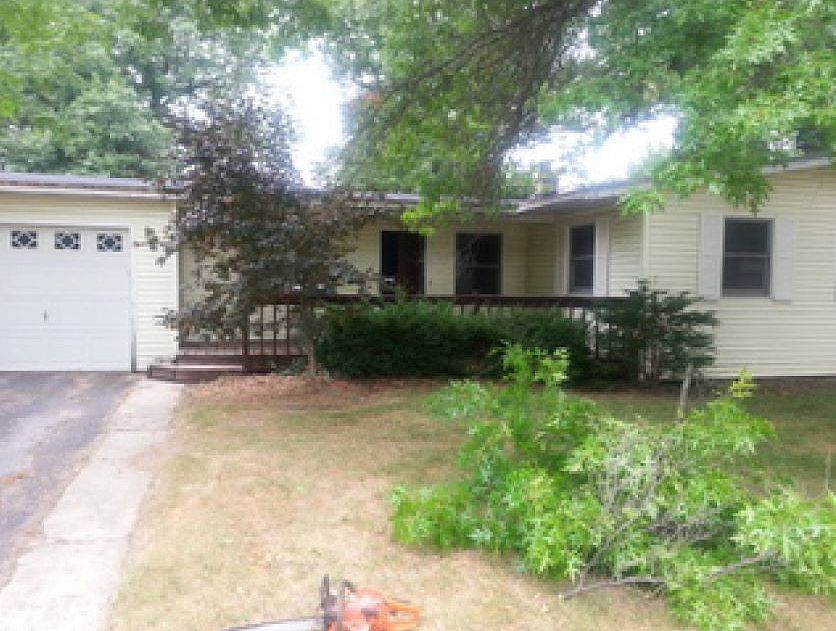 1st image of 3051 Fruitland Ave NE