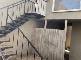 146 Ximeno Ave APT C, Long Beach, CA 90803