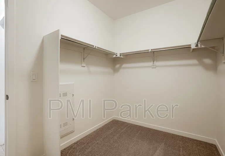 9185 Wilde Ln #302 — Photo 15