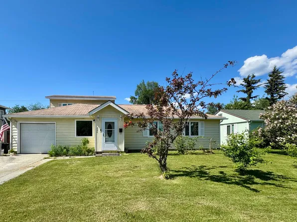 224 Slater Dr, Fairbanks, AK 99701