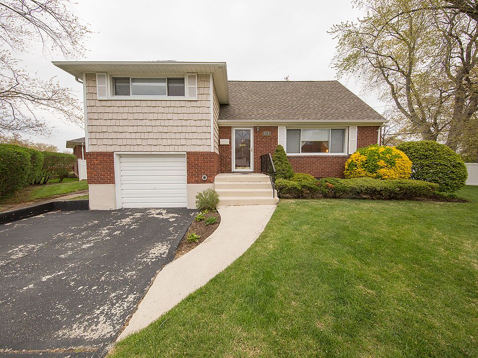 1st image of 823 Wenwood Dr