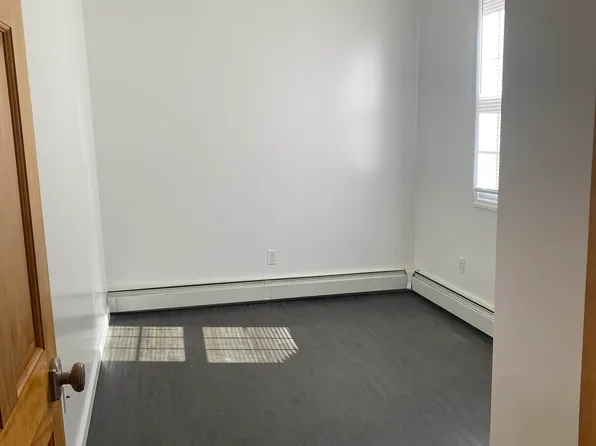 34 Marvin Street image 14 of 21