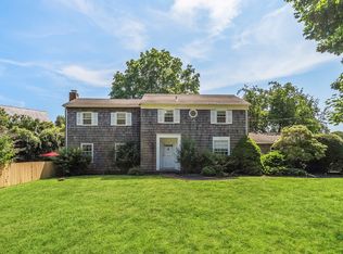 77 Heady Creek Ln, Southampton, NY 11968