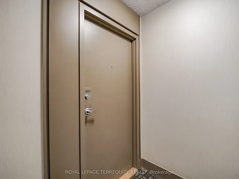 397 Front St W #2907 — Photo 18