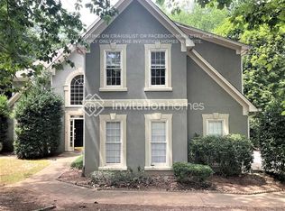 809 Oak Trail Dr, Marietta, GA 30062
