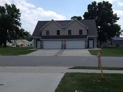Large and inviting townhome