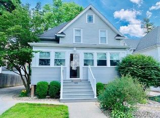 512 S 4th St, Hoopeston, IL 60942