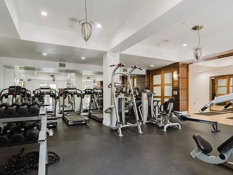 100 S Alameda St #261 — Photo 19
