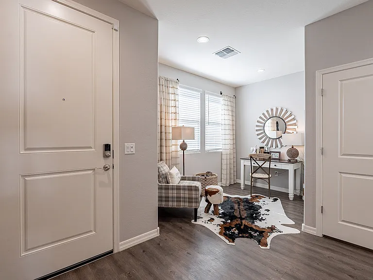 1 Bedroom with Den