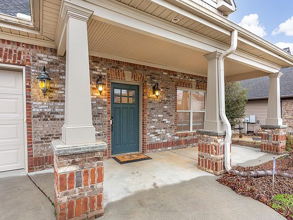 3rd image of 75 Jenkins Rd