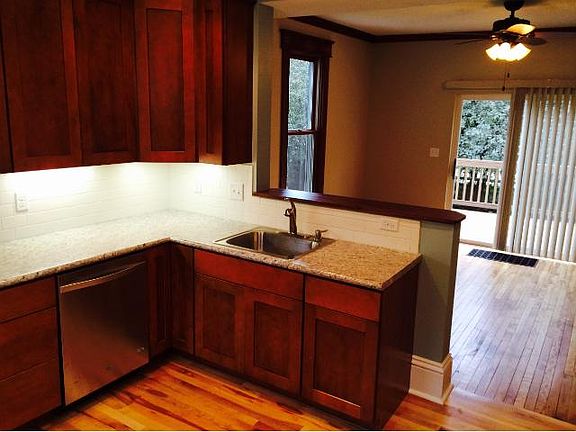 3rd image of 1677 Iglehart Ave
