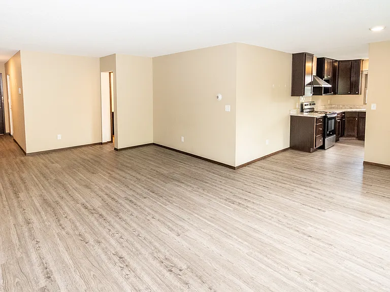 St. Clair Commons | 1304 — Photo 9