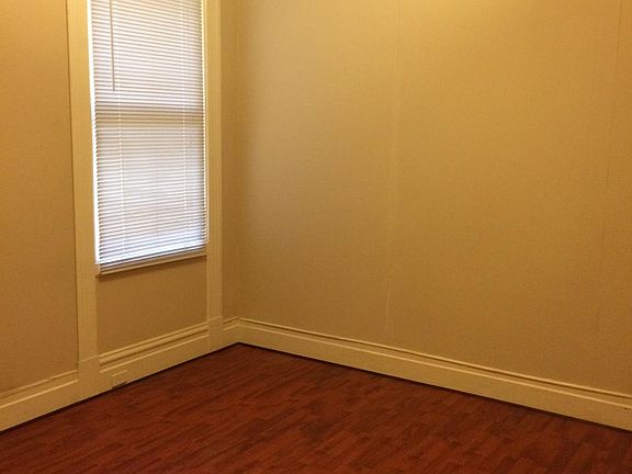 2nd image of 130 Jasper Pl