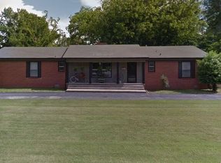 809 NW 8th St, Bentonville, AR 72712