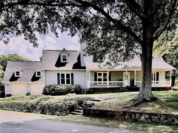 901 Tripp St, Williamston, SC 29697