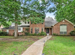 1302 Sleepy Hollow Ln, Longview, TX 75604