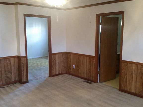 5th image of 55 Brentwood Dr