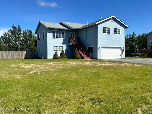 1175 N Angus Loop, Palmer, AK 99645