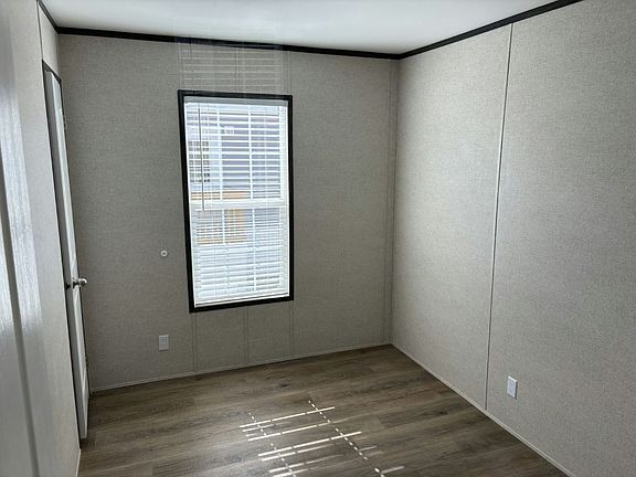 4th image of 10201 W Beaver St #283