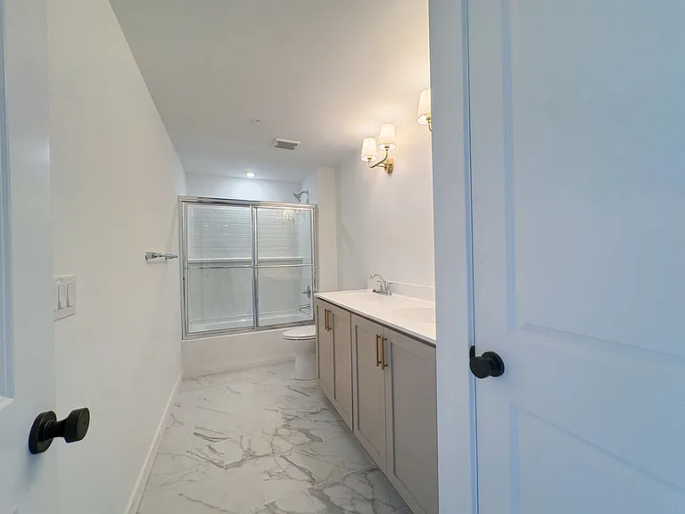 365 W Butler Ave #1B — Photo 10