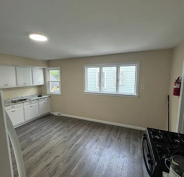 808 Waverly Pl #1 — Photo 5