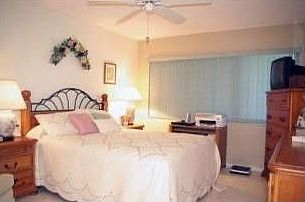 4th image of 2151 NE 42nd Ct APT 240