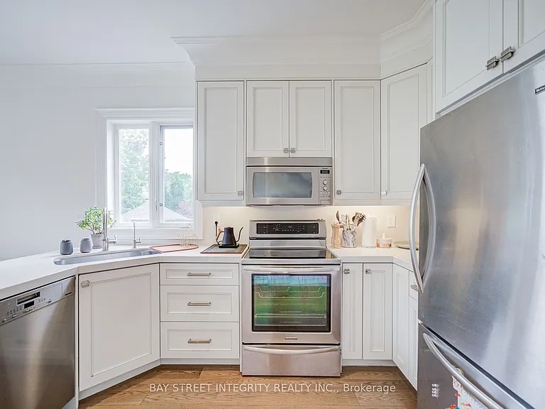 354 Old Orchard Grv — Photo 13