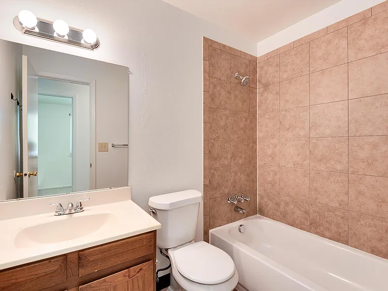 16176 E Bates Dr — Photo 18