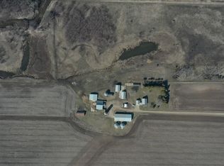1784 165th St, New Hampton, IA 50659