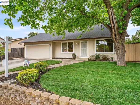 409 Alameda Dr, Livermore, CA 94551