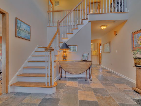 2 story open foyer