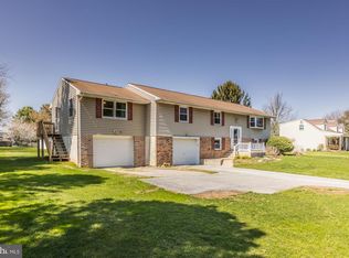 33 Holstein Dr, Parkesburg, PA 19365