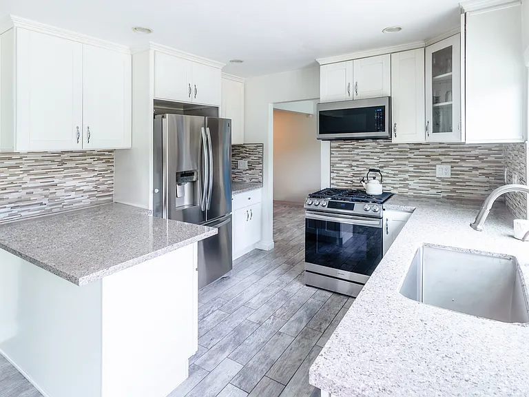 11144 Jerry Pl — Photo 4