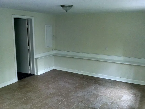 4930 E Heritage Woods Rd, Bloomington, IN 47401