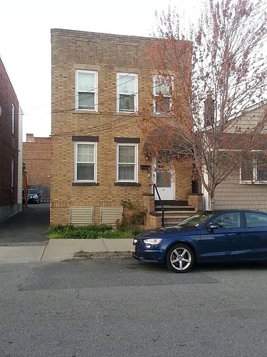 22 King St #1 Photo 1