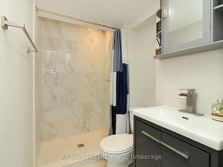 27 Prairie Dunes Pl — Photo 19