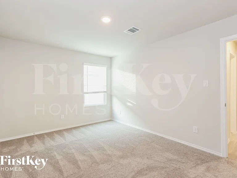 10606 Varmus Dr — Photo 13
