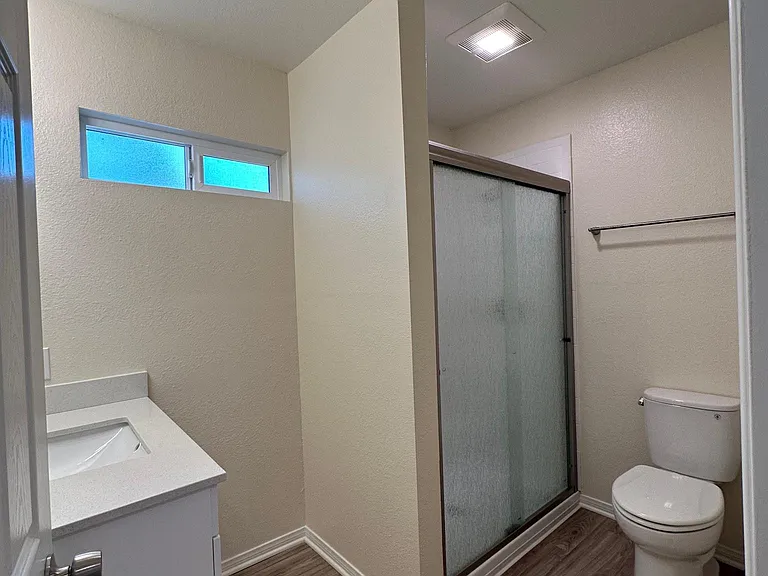 2307 Lupin St — Photo 10