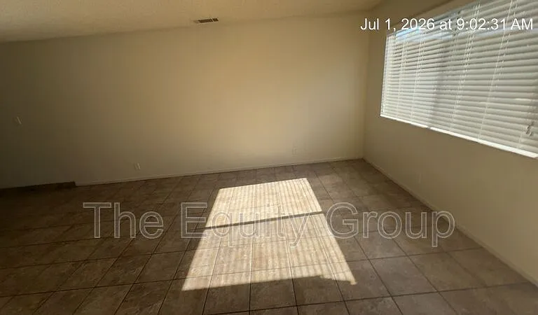 2728 S Sallee Ct — Photo 2