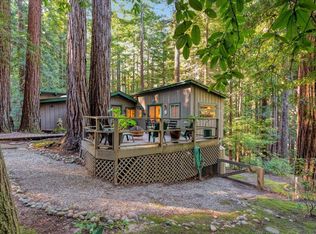 1079 Scenic Dr, Felton, CA 95018