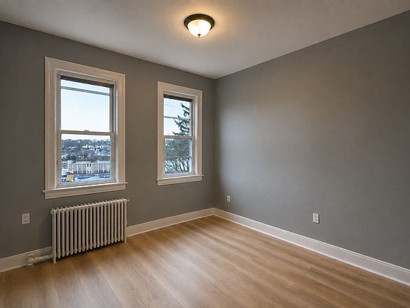4th image of 234 Edwards Pl Floor 3
