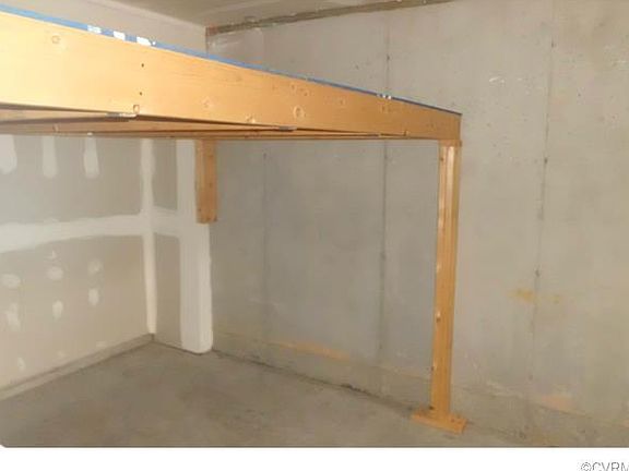 2nd image of 8009 Belton Cir #8009